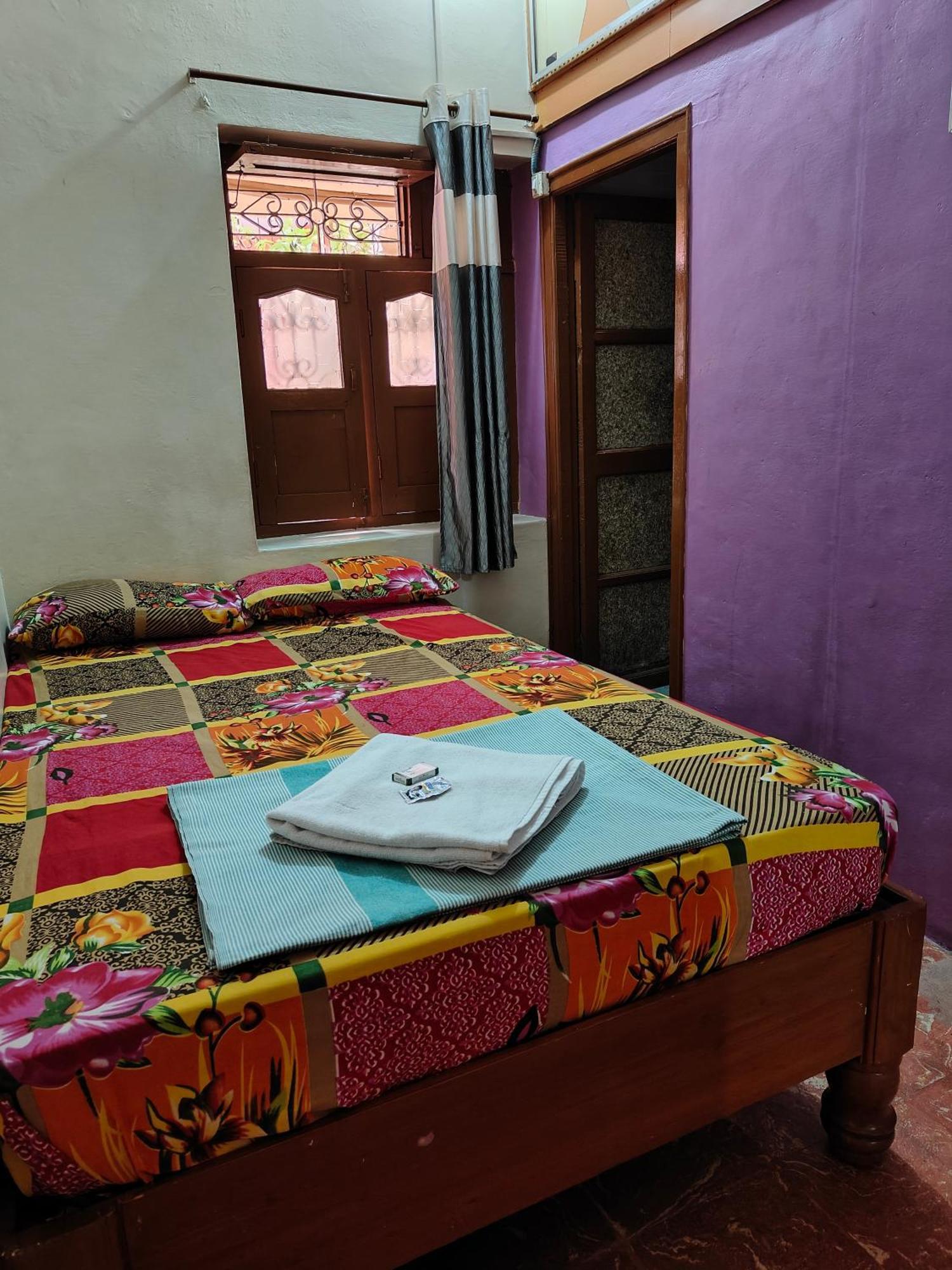 Rocky Guesthouse Hampi Exteriér fotografie