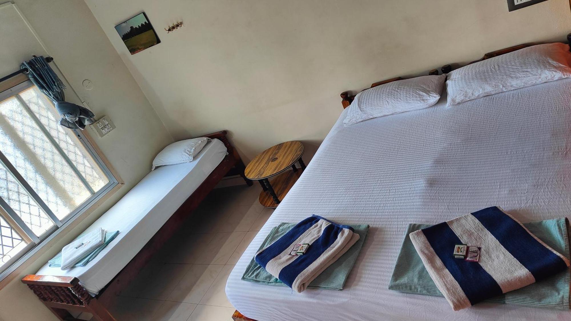 Rocky Guesthouse Hampi Exteriér fotografie