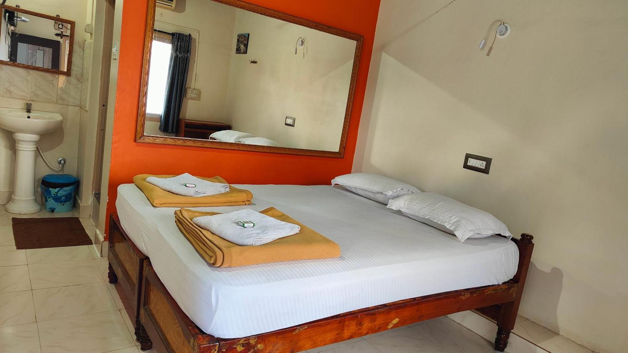 Rocky Guesthouse Hampi Exteriér fotografie