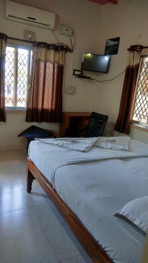 Rocky Guesthouse Hampi Exteriér fotografie